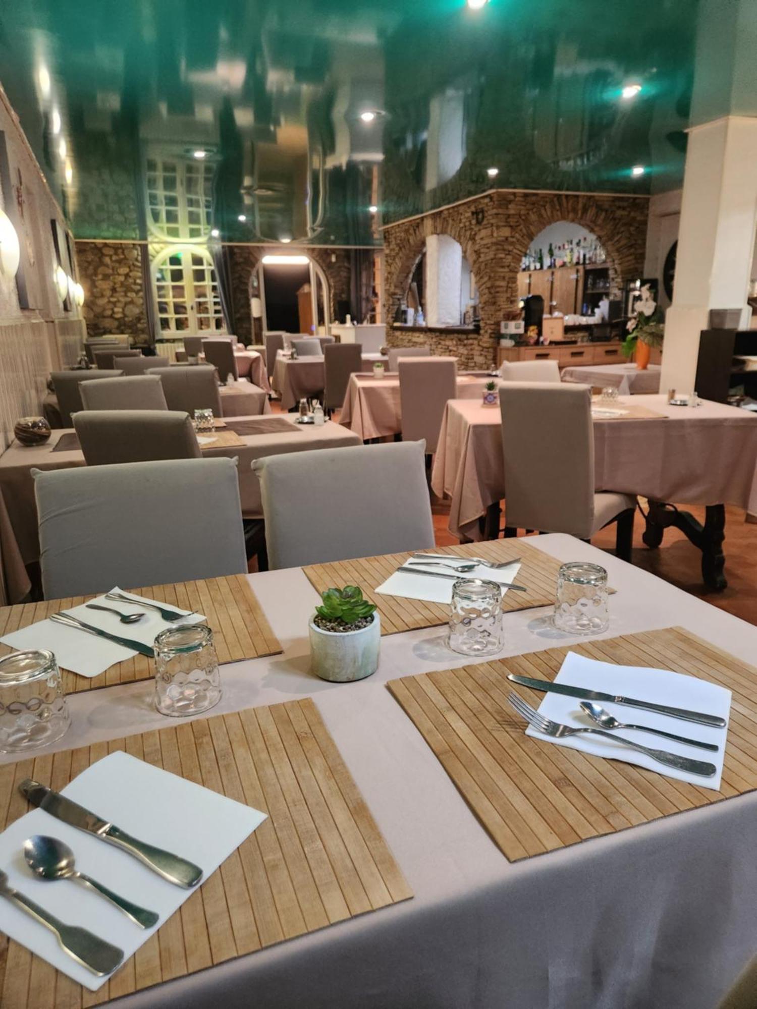 Logis Hotel Restaurant Les Charmettes Argelès-sur-Mer Εξωτερικό φωτογραφία