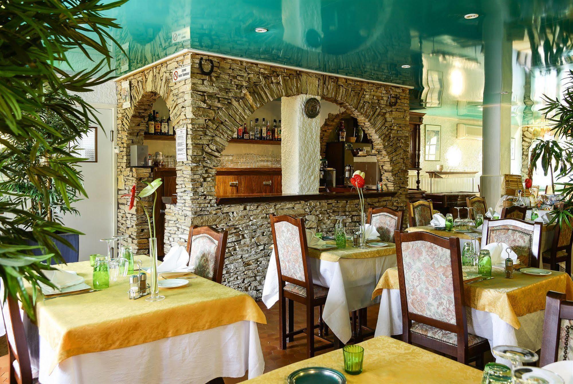 Logis Hotel Restaurant Les Charmettes Argelès-sur-Mer Εξωτερικό φωτογραφία